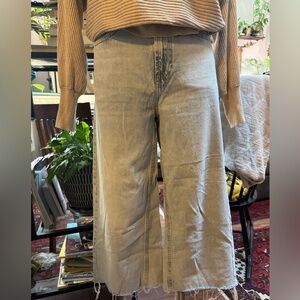 Topshop Moto Light Wash Cropped Denim Pant